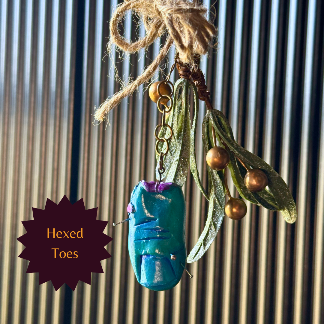 Mistle-Toe Ornaments