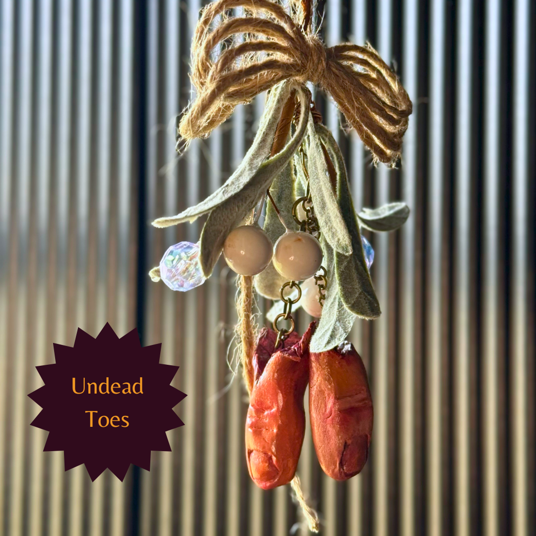 Mistle-Toe Ornaments
